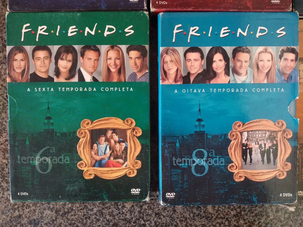 Lote com 7 box de DVDs friends por 30,00  - Foto 3