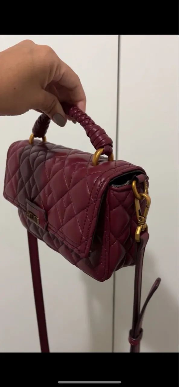 Bolsa Pequena Matelassê Santa Lolla Vermelho Cherry - Foto 4