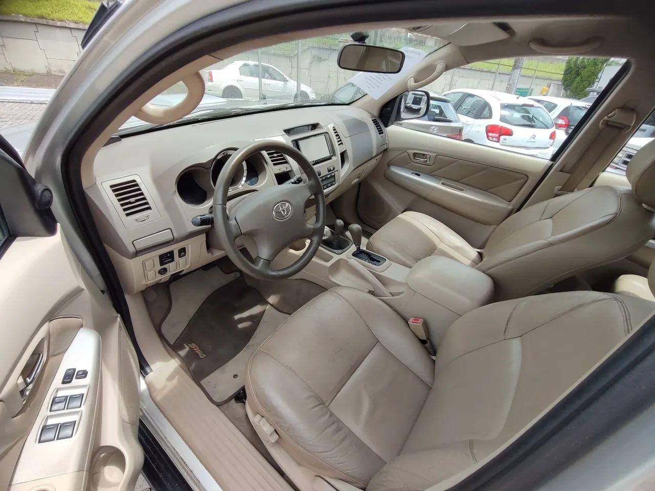 HILUX SW4 SRV - Foto 4
