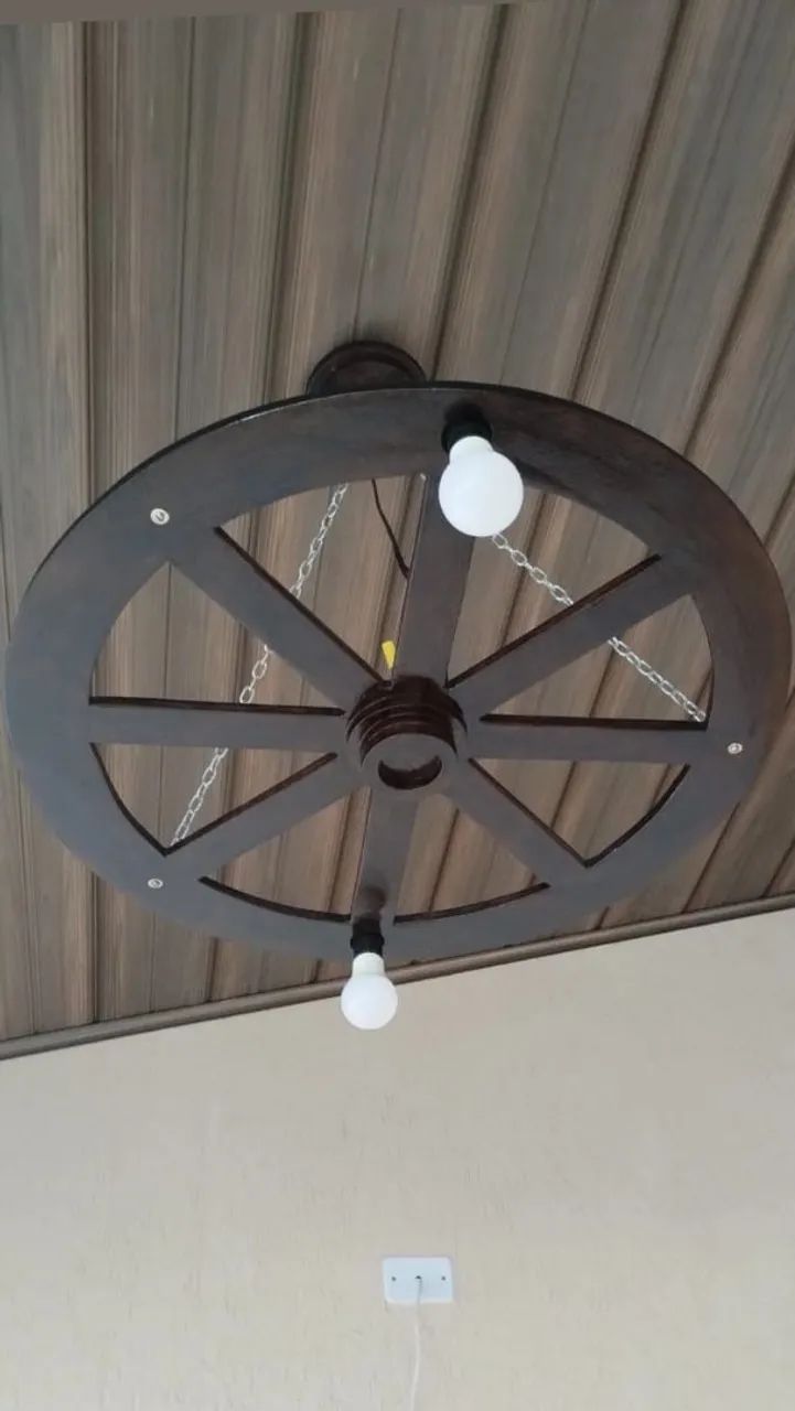 Luminária Roda de carroça
