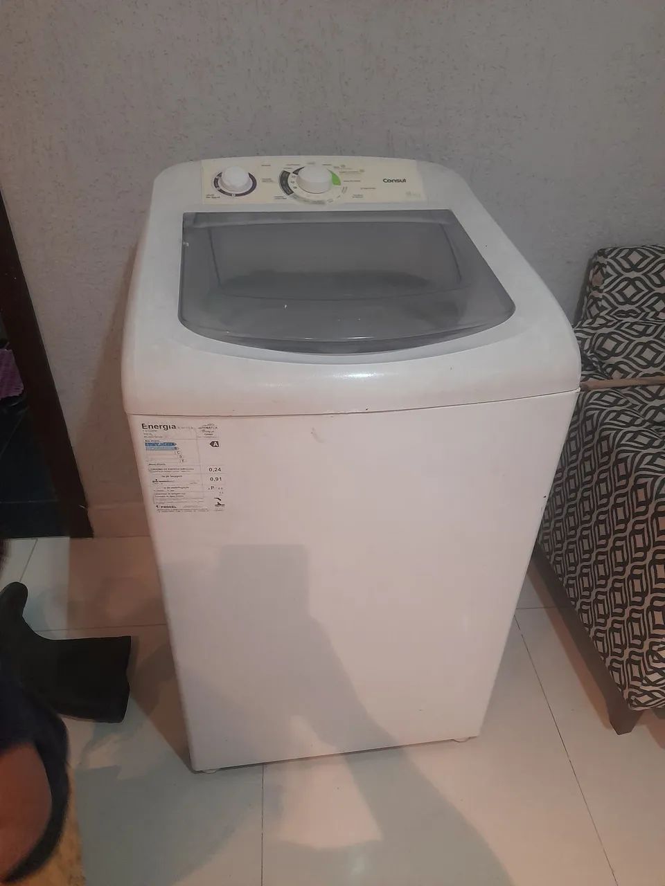 MÁQUINA de lavar roupas 