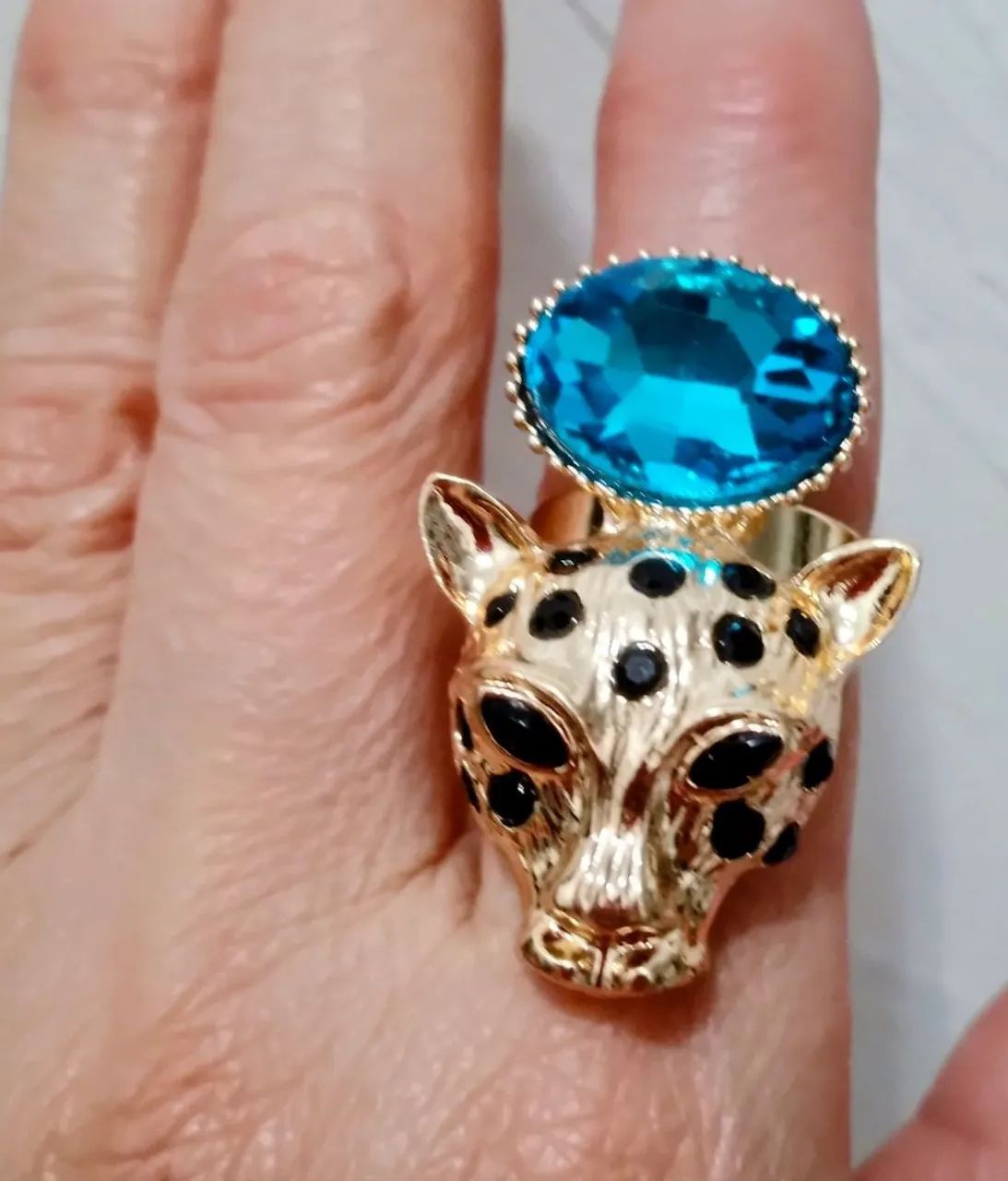 Anel leopardo com pedra azul.  - Foto 2