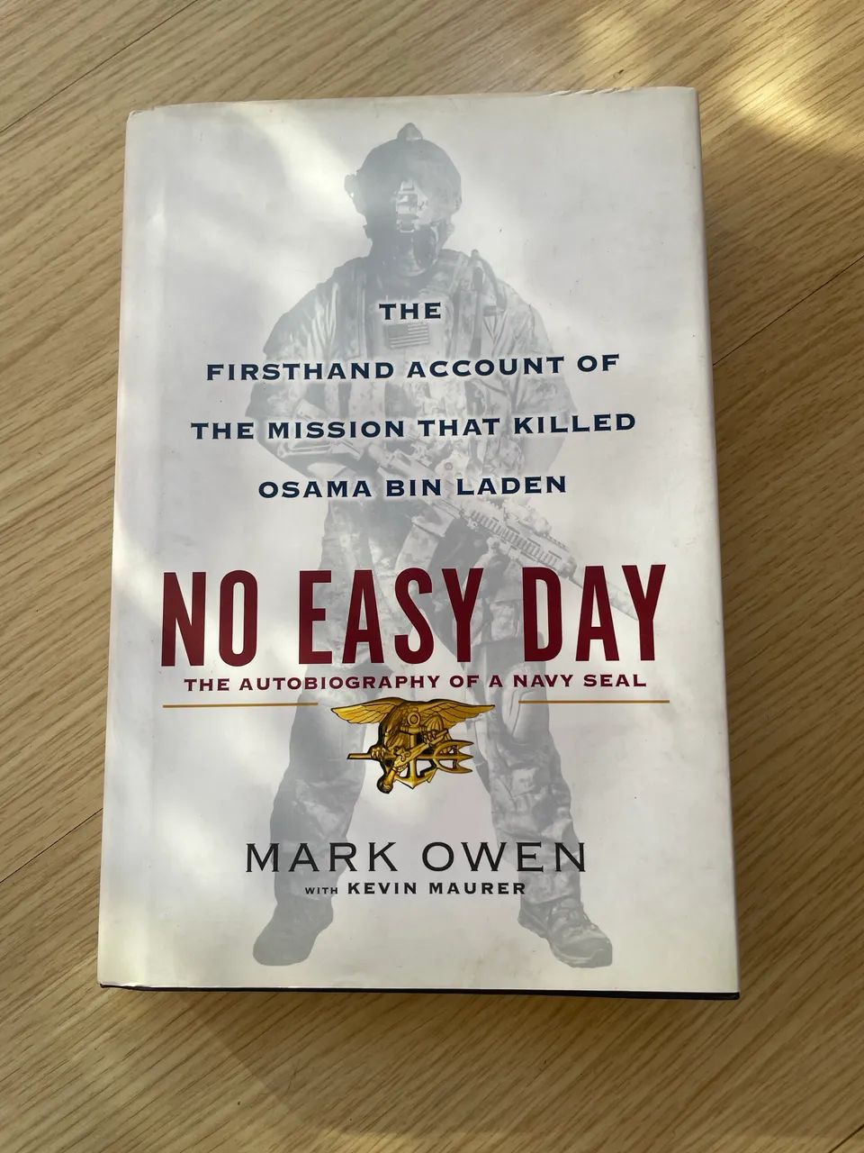 Livro No Easy Day