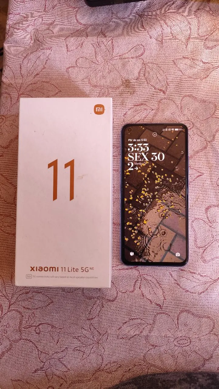Xiaomi Mi 11 lite 5G NE usado