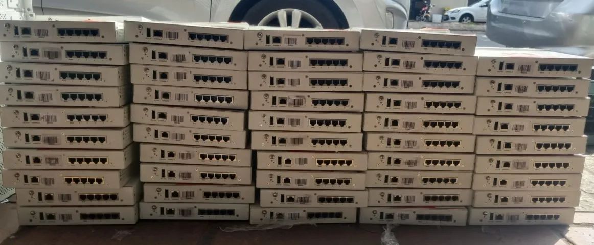 Promocao Fortinet 98 fortinet 30e Sem fonte levando 30 pças  300