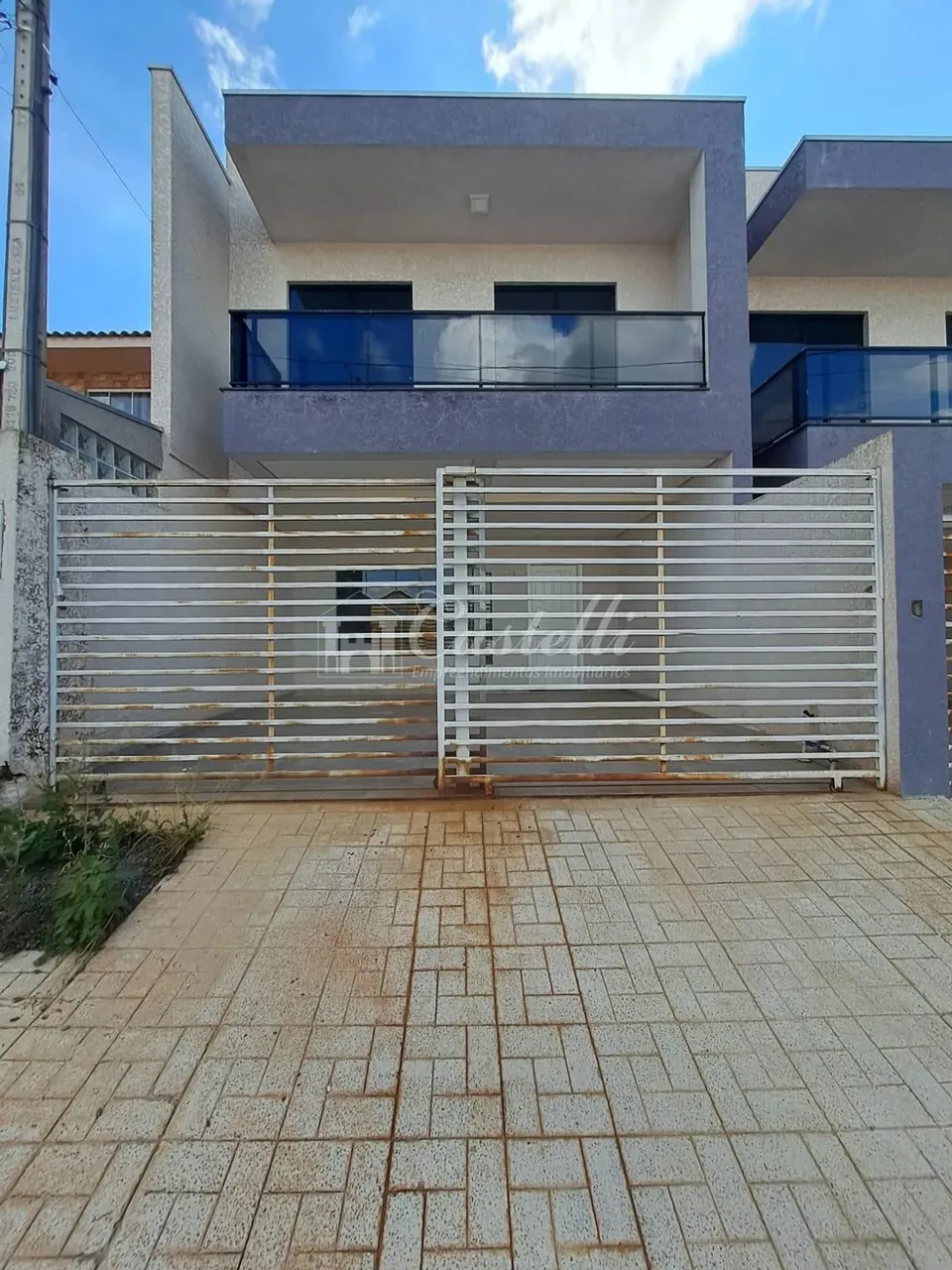 Sobrado para locação, no Bairro Uvaranas, PONTA GROSSA - PR