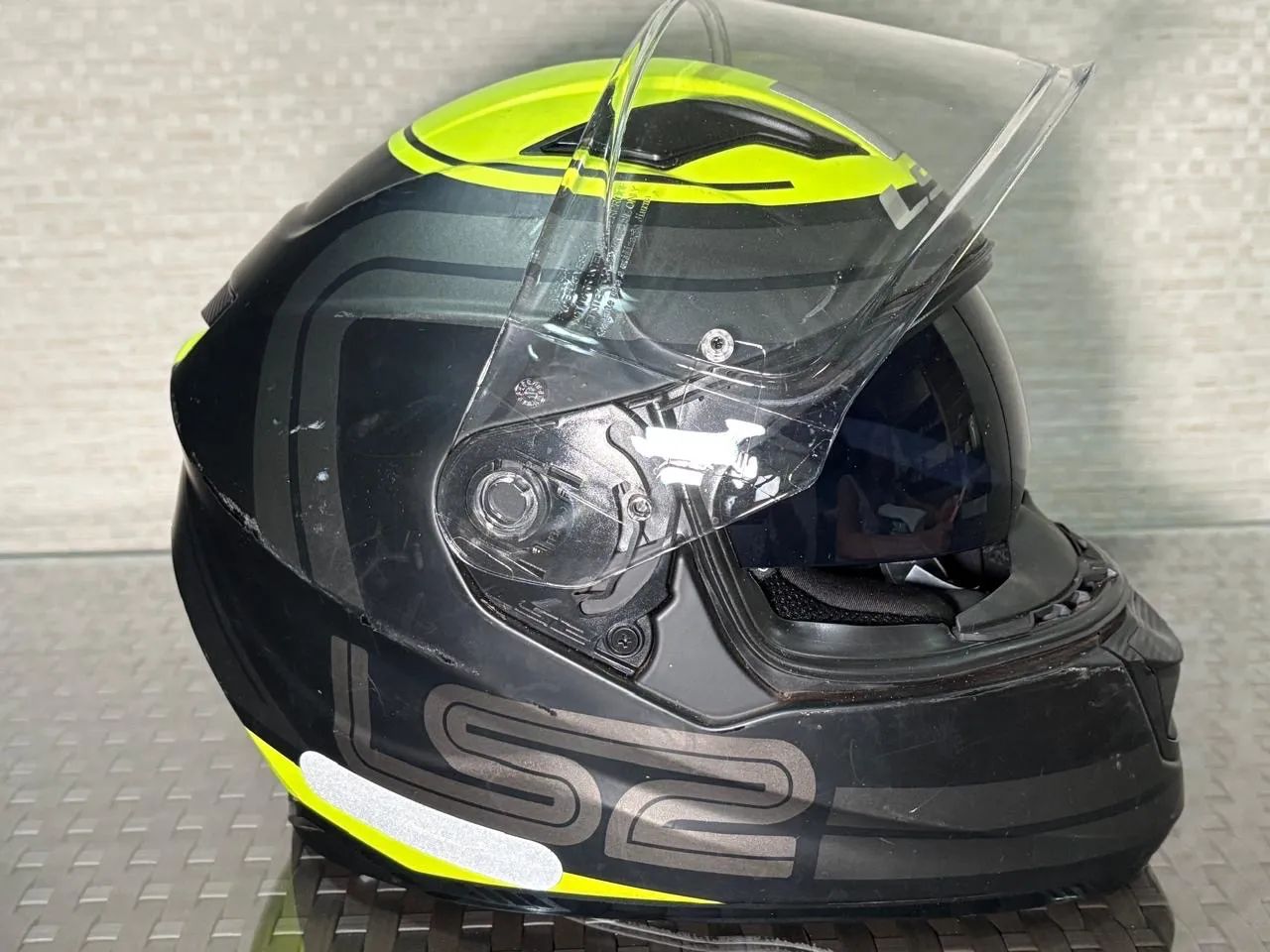 Capacete