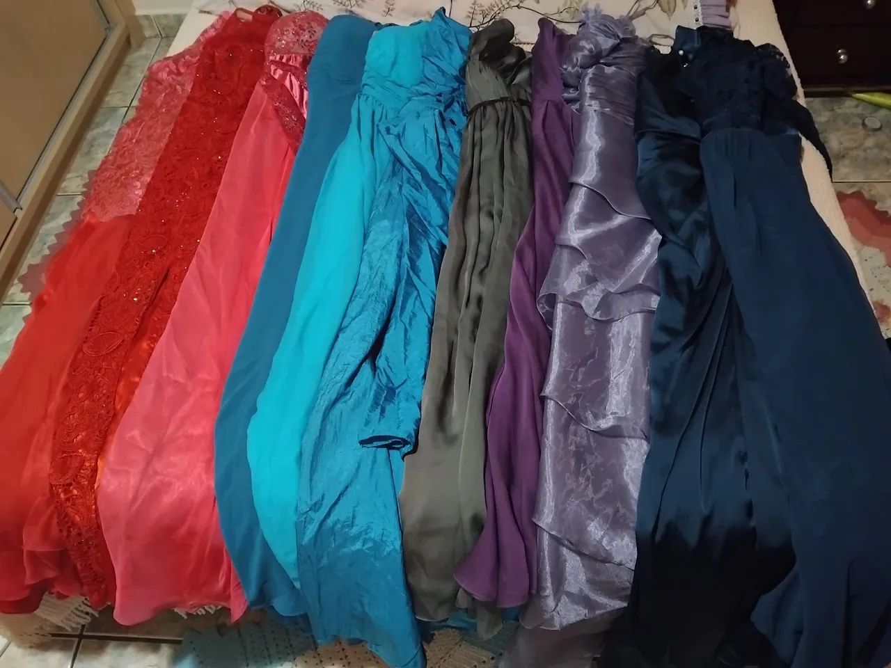 Lote de Vestidos de festas várias ocasiões 