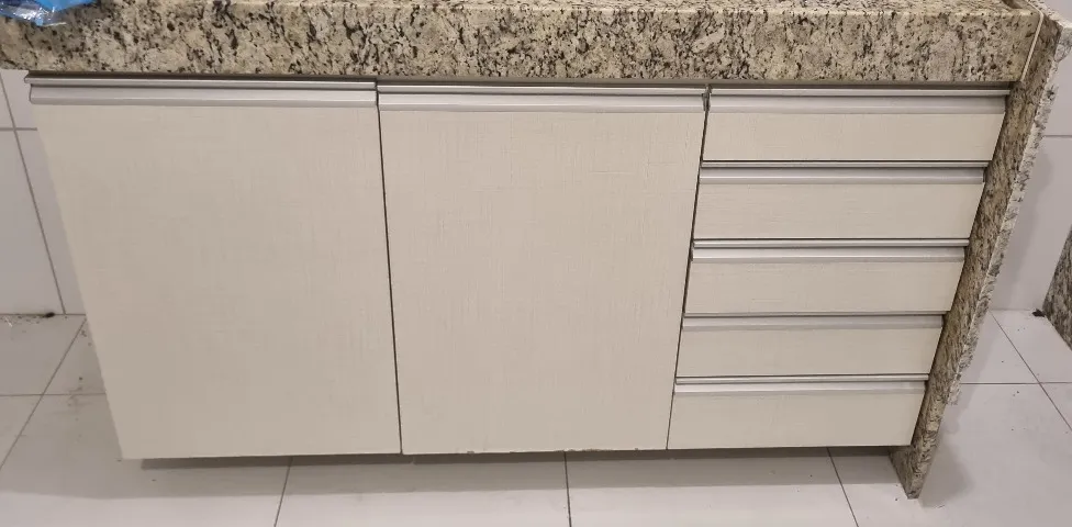 Móveis inferiores cozinha planejado em MDF