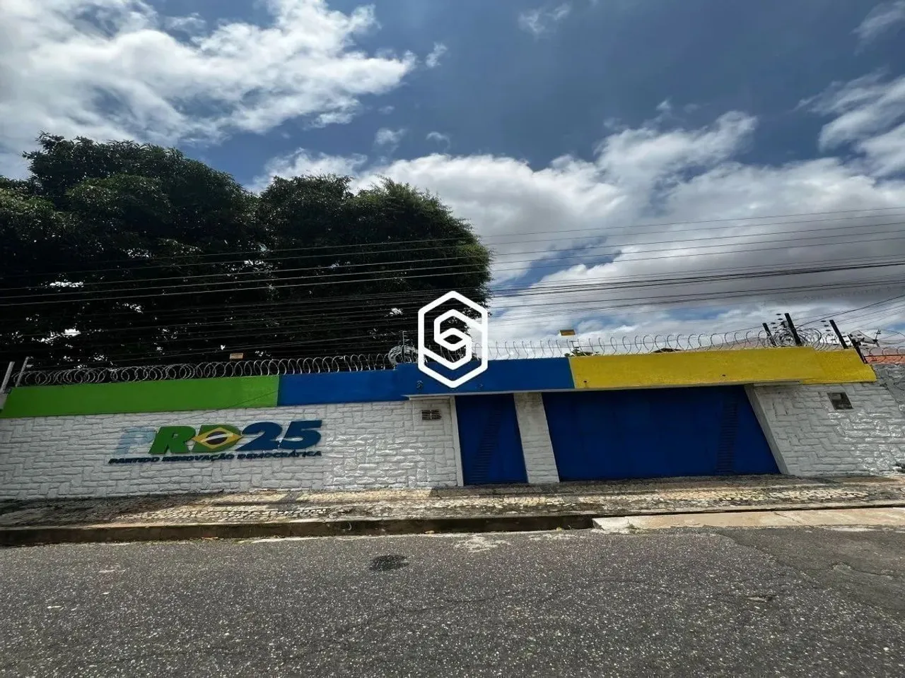CASA COMERCIAL NA ZONA LESTE