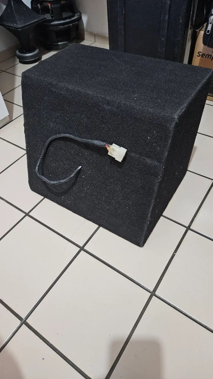 Subwoofer Caixa Acústica com falante 12" dupla bobina 200W RMS - estado de nova - Foto 2