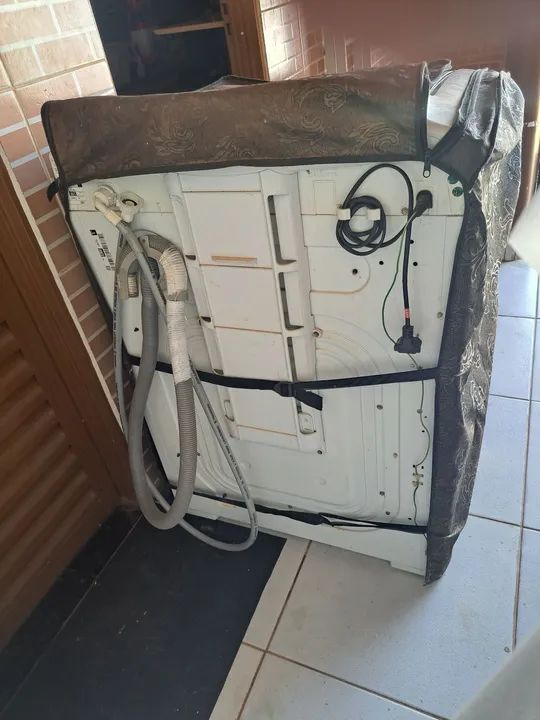 Máquina de Lavar Roupa Automática Electrolux 15kg - Foto 5