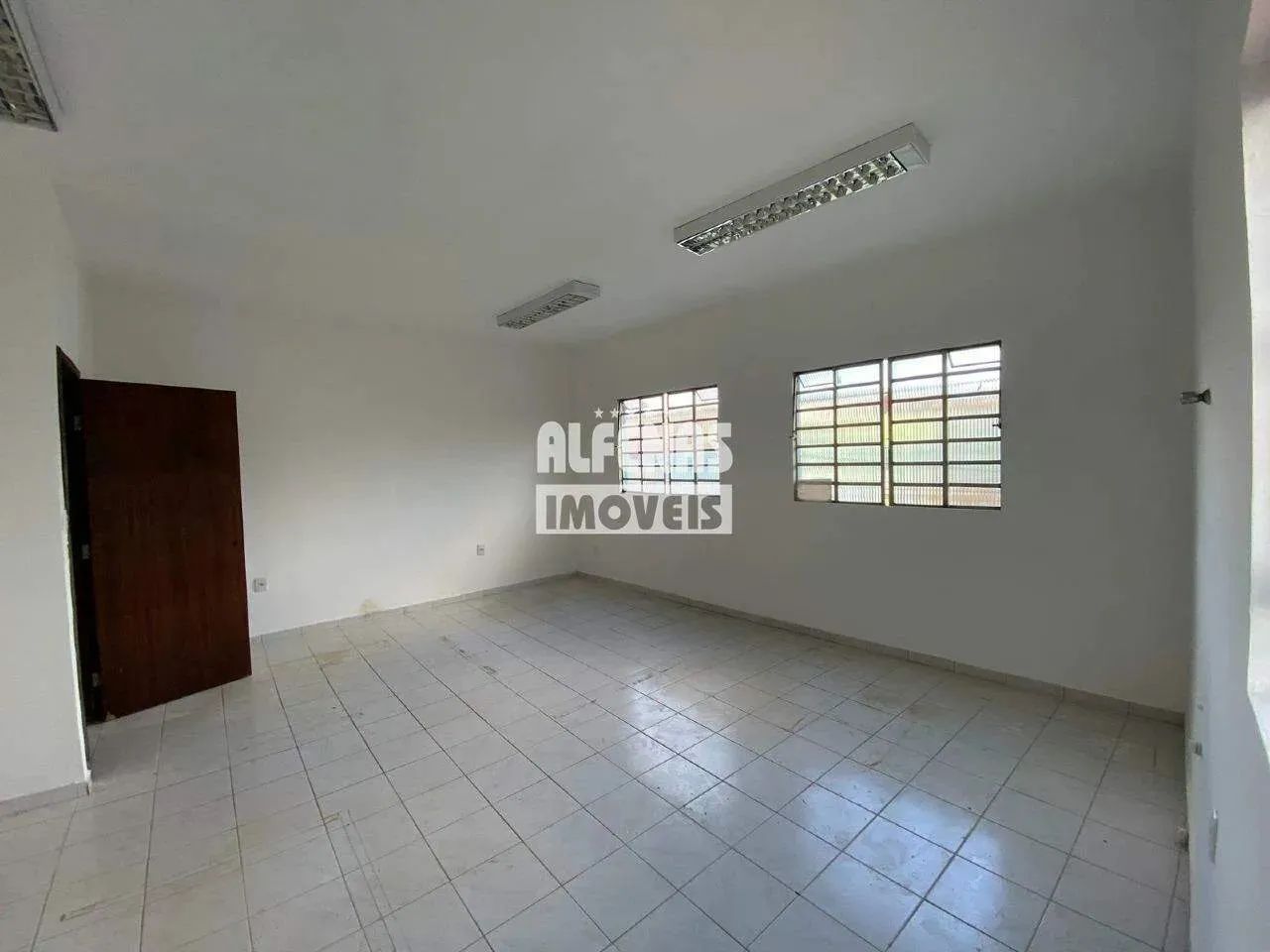 Sala para aluguel no Bairro PARQUE MARACANA - Foto 14