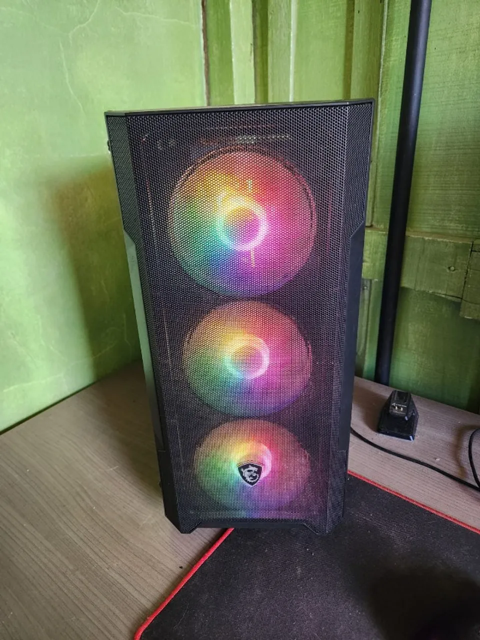 Computador Ryzen 5 3600 + RX 580
