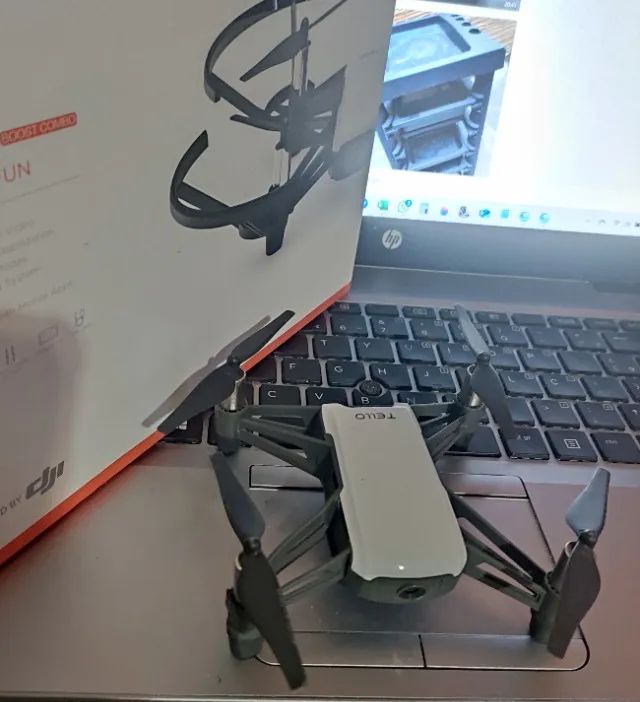 Drone DJI Tello impecável - aceito cartão e trocas - Foto 3
