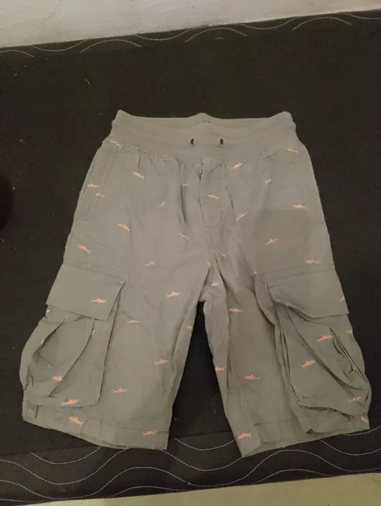 Bermudas para menino as duas por 50$