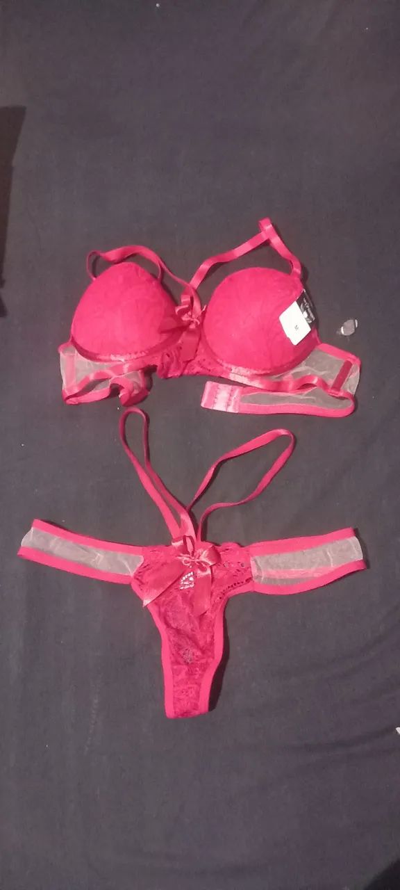 Conjunto de lingerie renda vermelha