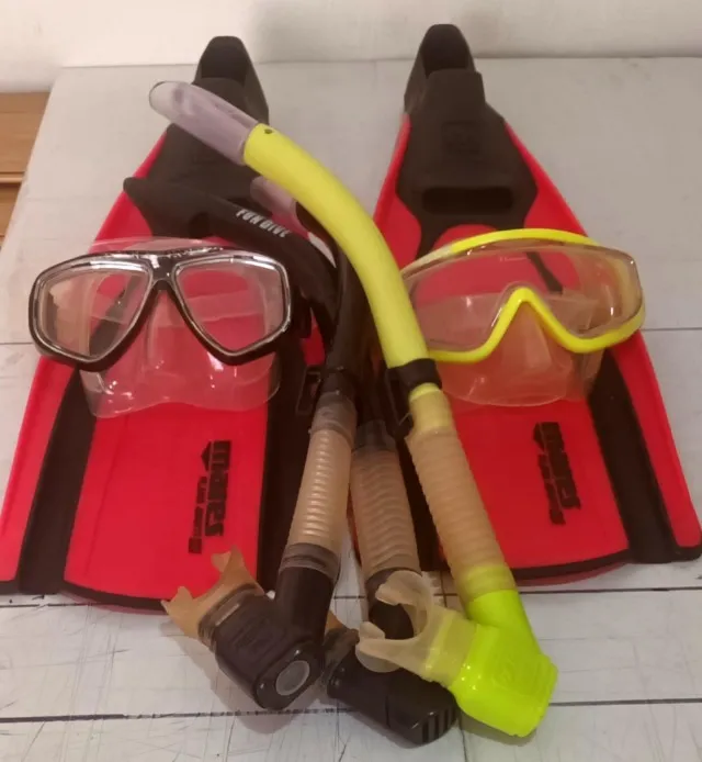 Nadadeira, mascaras de mergulho.