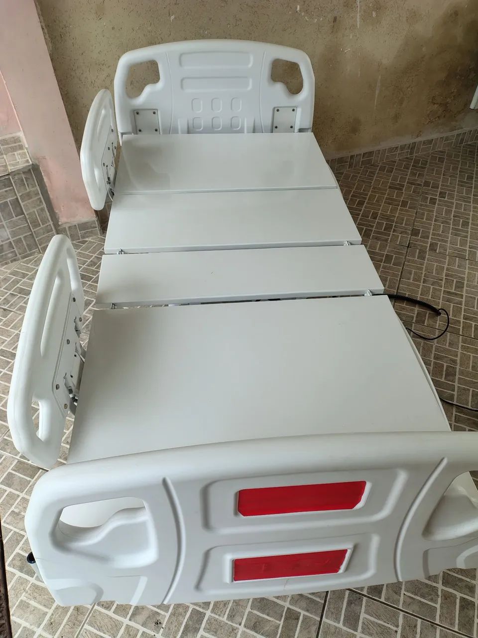 Cama hospitalar elétrica faz todos os movimentos entrego  - Foto 5