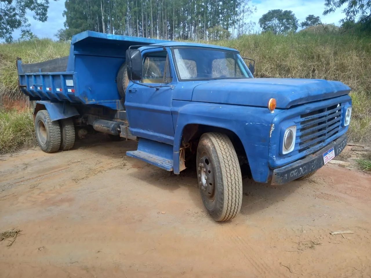 Ford F-700 Basculante  - Foto 2