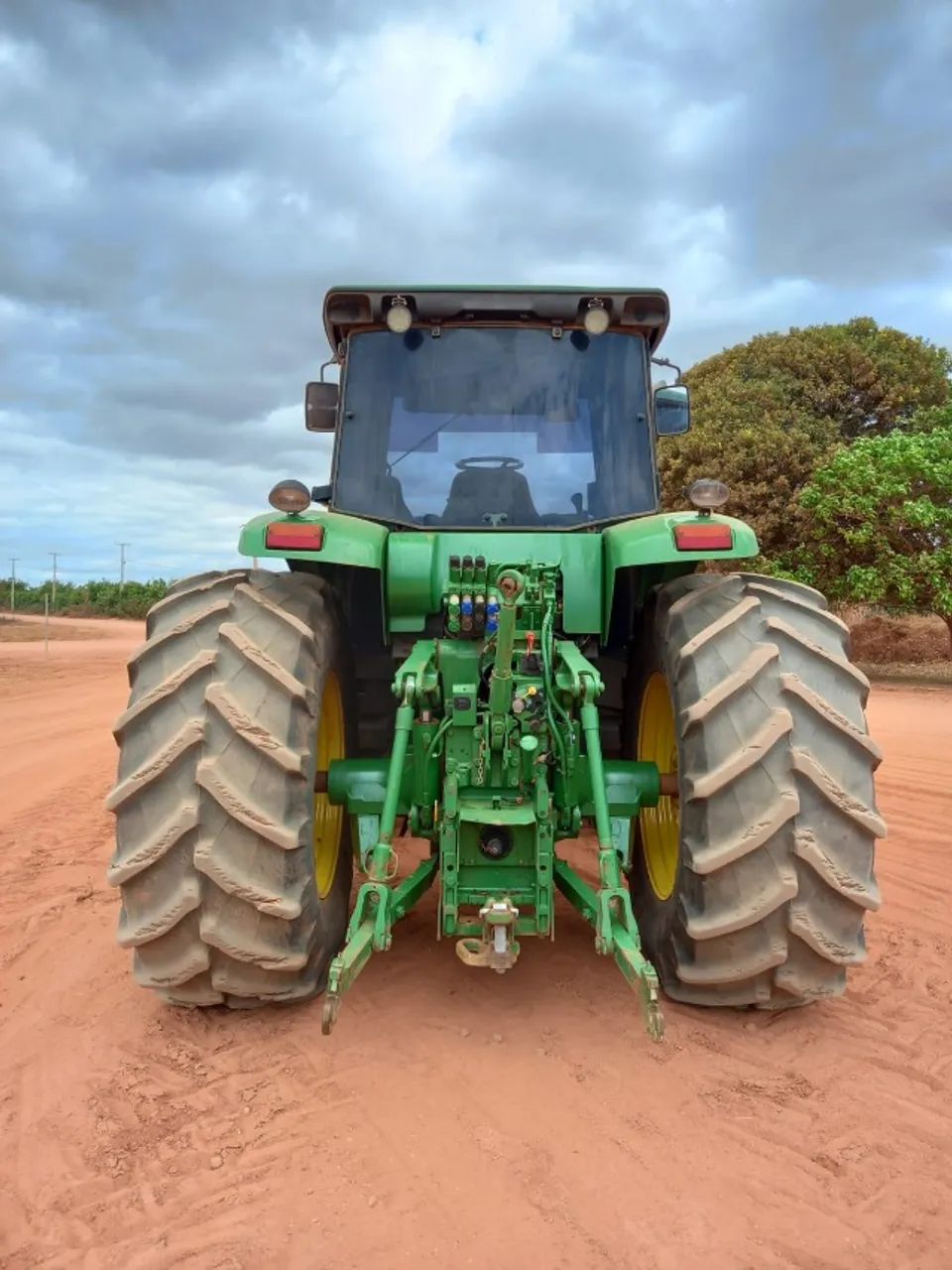 JOHN DEERE DE PNEU  7230J 230CV - Foto 2