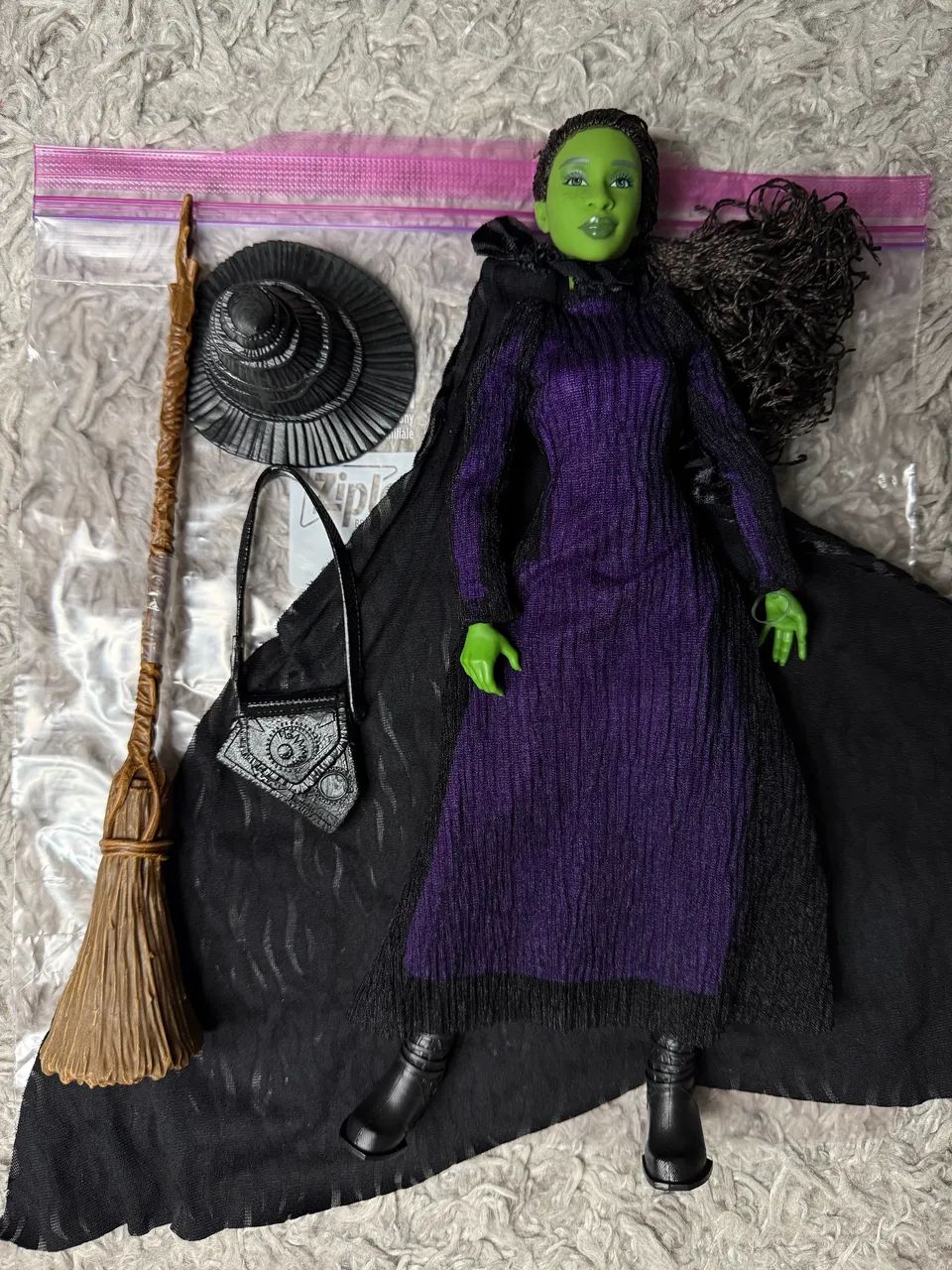 Wicked - ELPHABA PREMIUM (sem suporte)