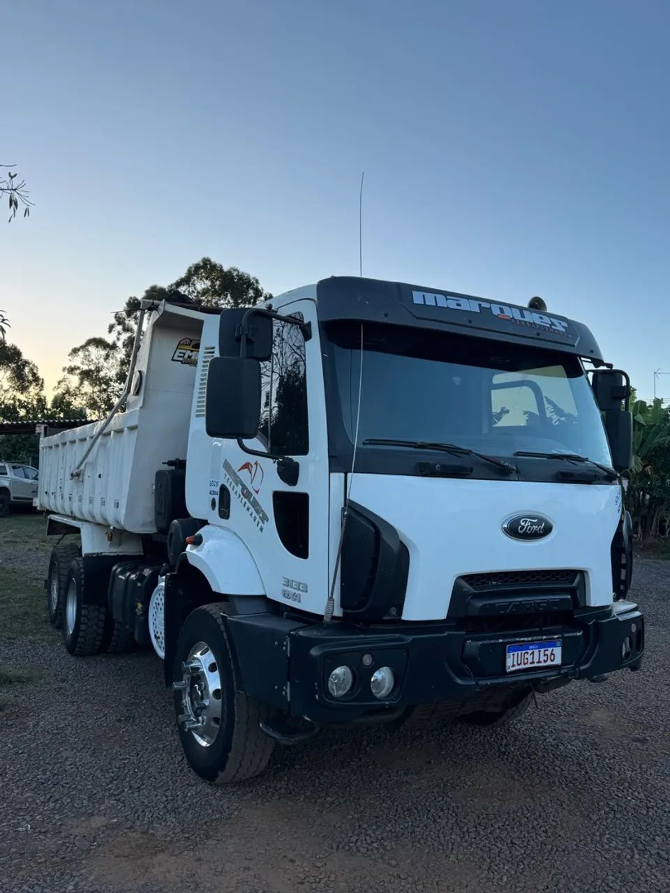 Caminhão Ford Cargo 3133 6x4