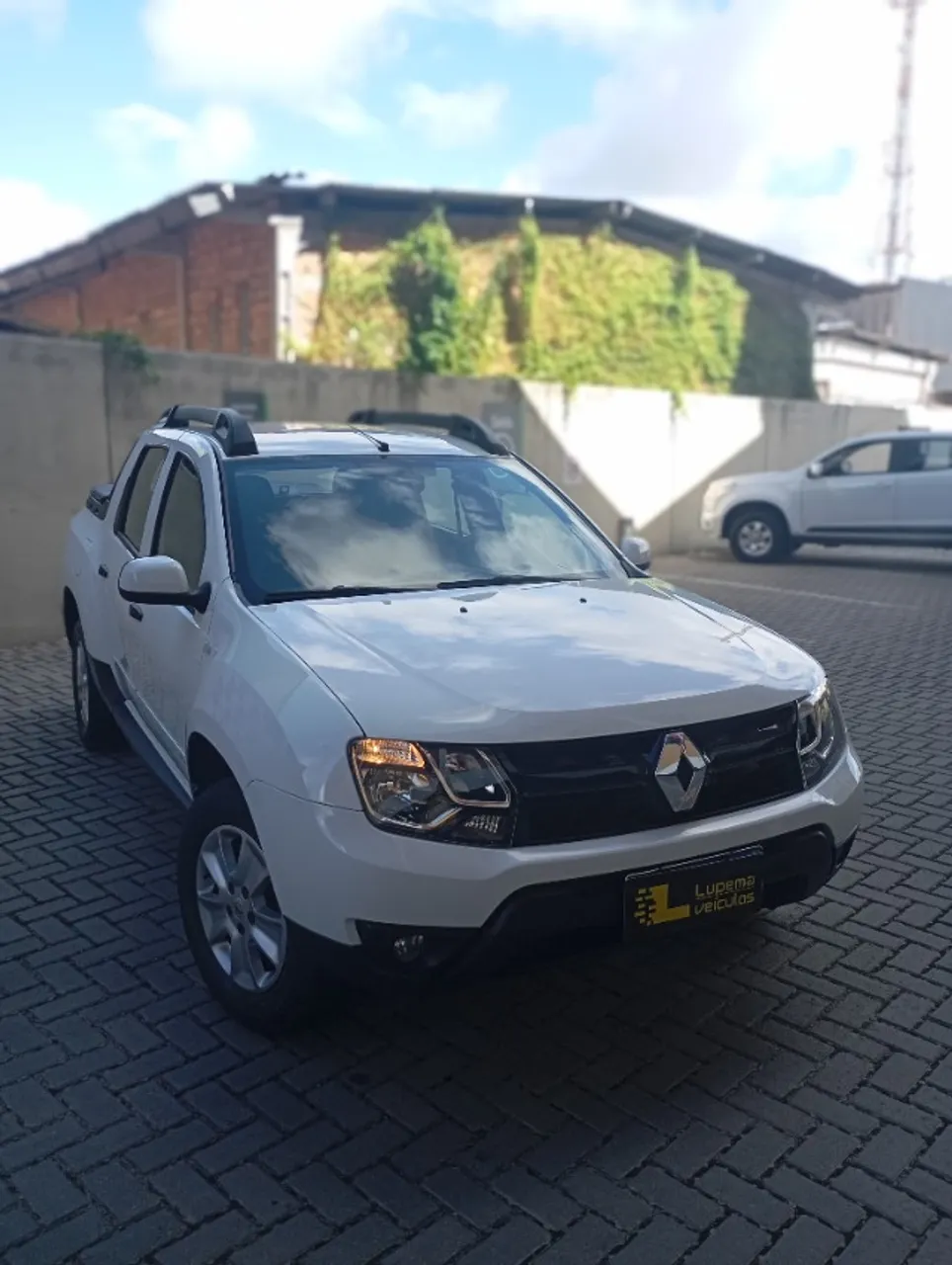 RENAULT OROCH 1.6 EXPRESSION MANUAL 2021/2022