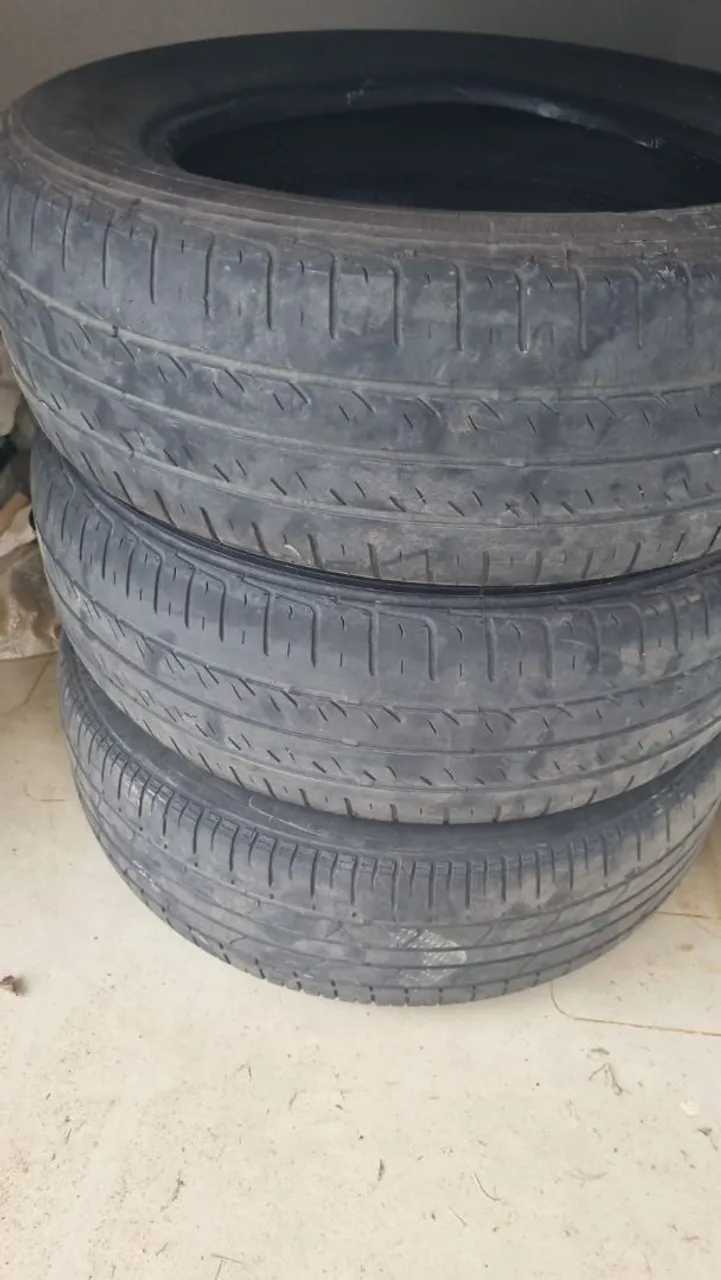 Pneus 195/65 R15