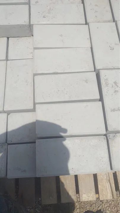 Bloquetes intertravado 44,00 o metro. Bloquetes retangular 49,00 o metro. - Foto 3