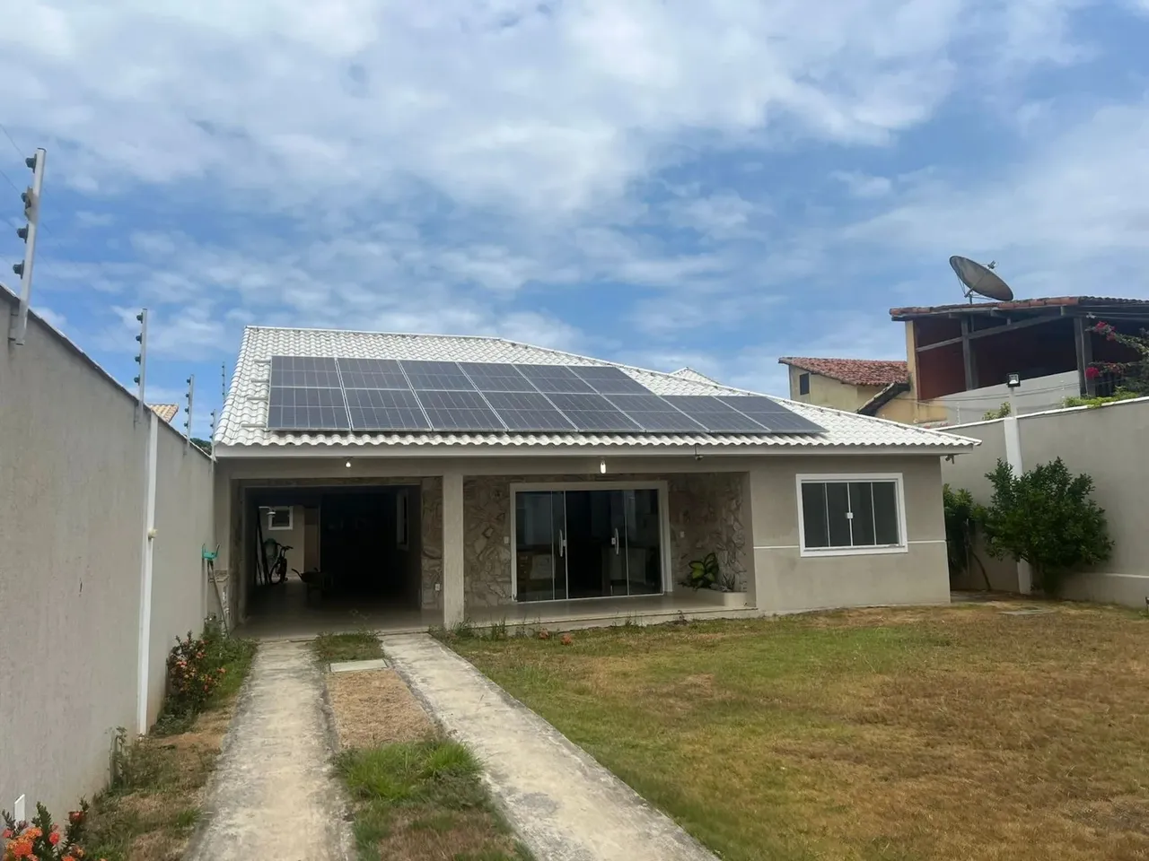 Imóvel para locação no bairro Coqueiral com 3 quartos em Coqueiral - Araruama - RJ