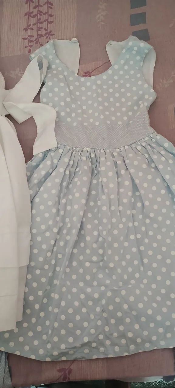 2 Vestidos de festa 4 e 5 anos - Foto 4