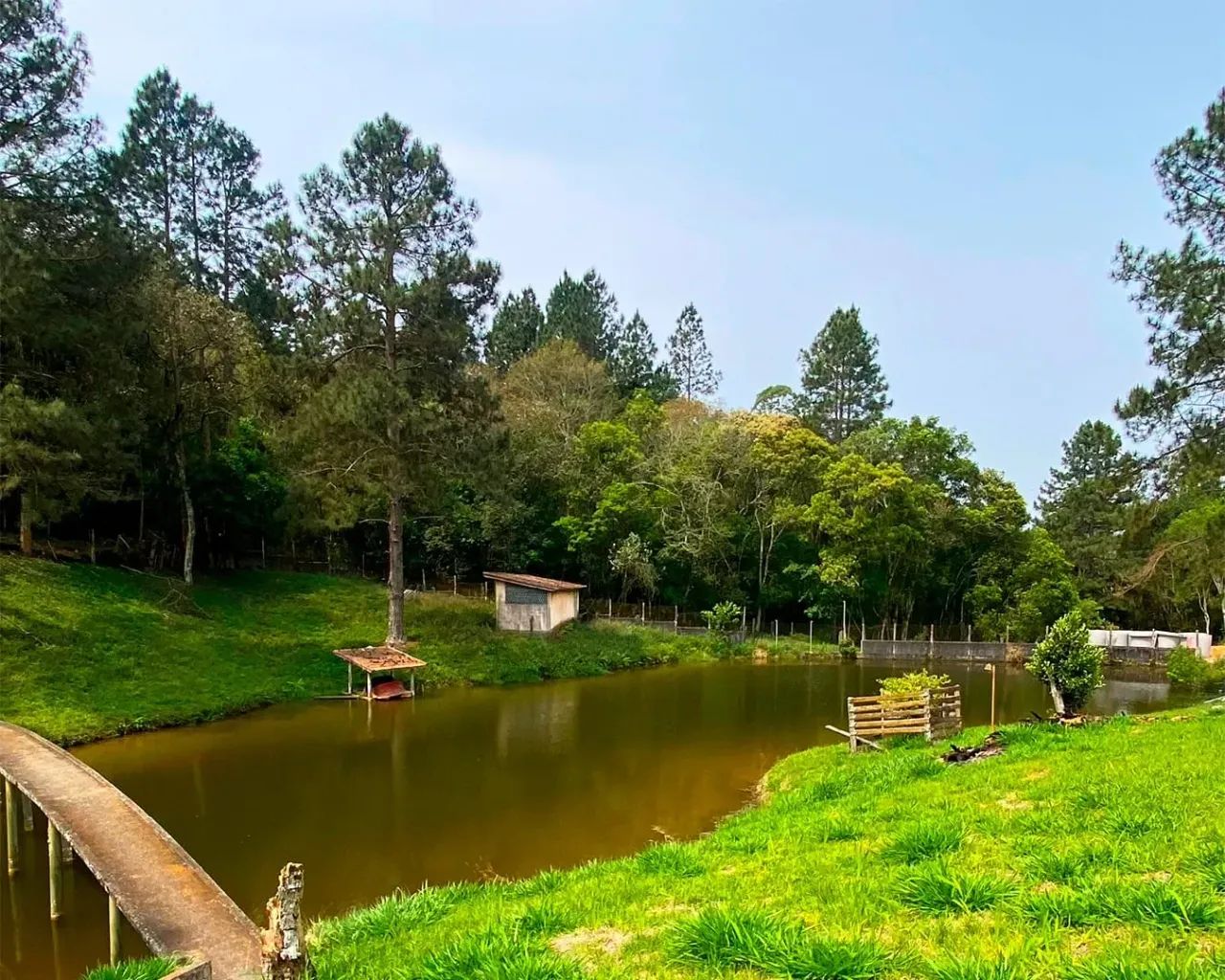 REFÚGIO PERFEITO! Casa de Campo com Lago, Trilhas e Segurança! - Foto 10