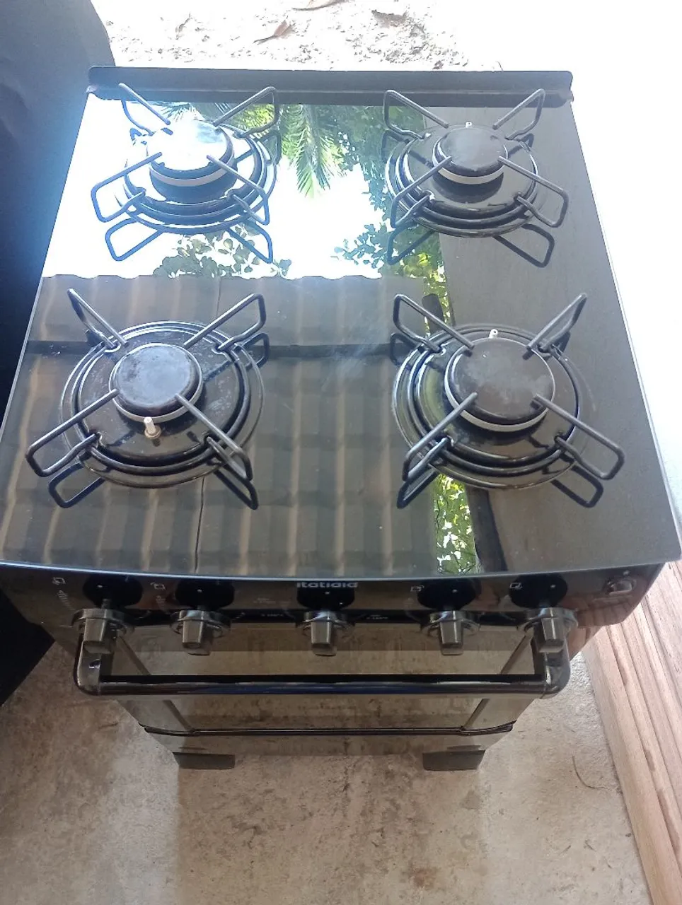 Fogão Itatiaia 4 bocas com mesa de vidro