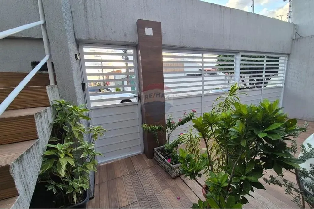 Casa Moderna: Espaçosa e Bem Localizada em Aracaju