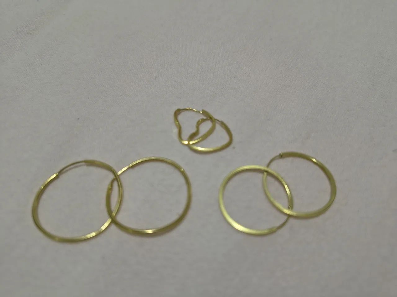 Argolinha média em ouro 18k.  - Foto 3