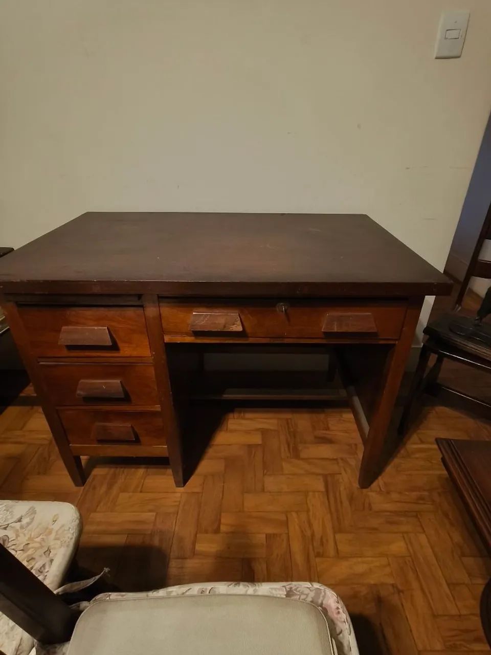 Escrivaninha Antiga Miele.