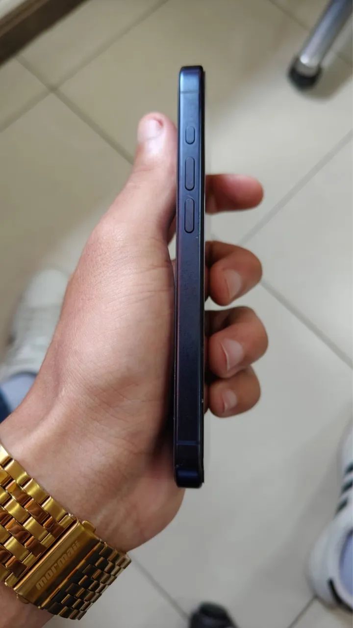 iPhone 15 pro - Foto 2