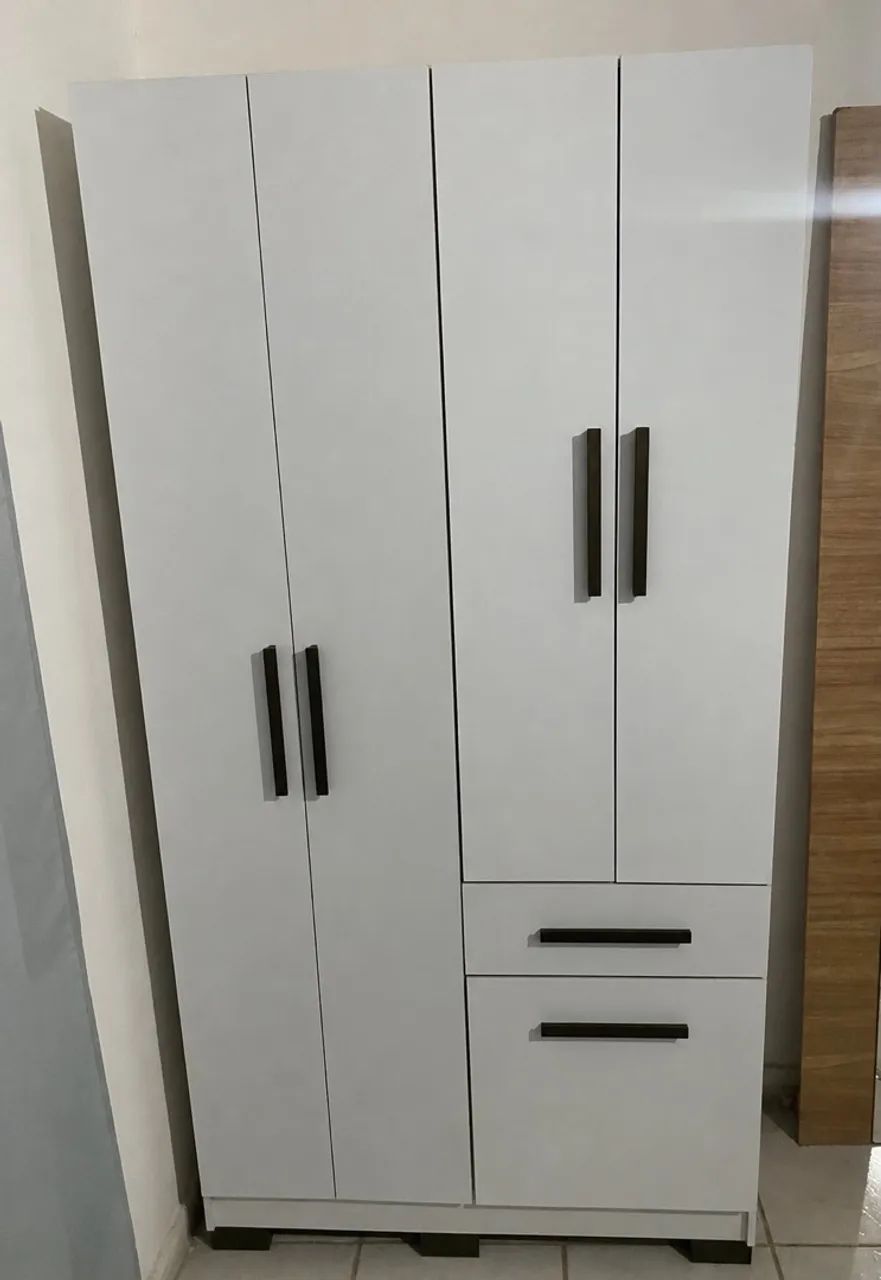 Vende-se guarda roupa! 