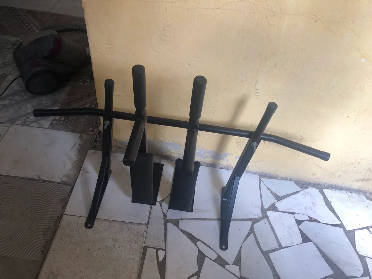 Barra fixa de parede pull up +paralela de abdominal  - Foto 5