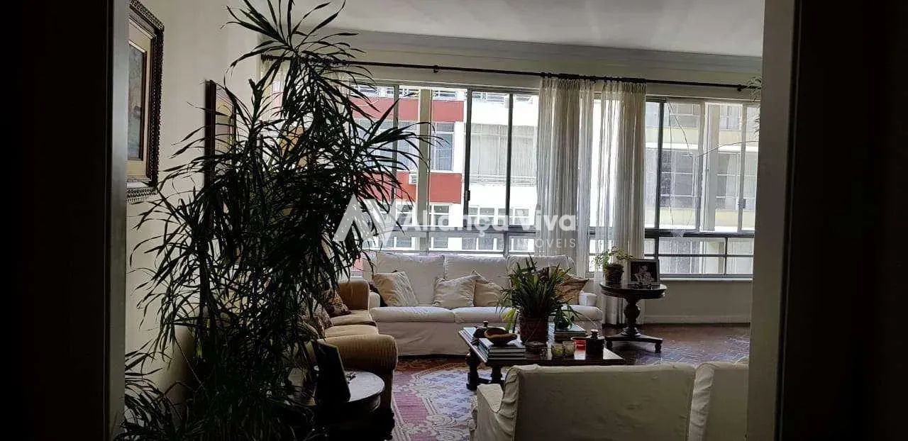 Copacabana | Apartamento 3 quartos, sendo 1 suite