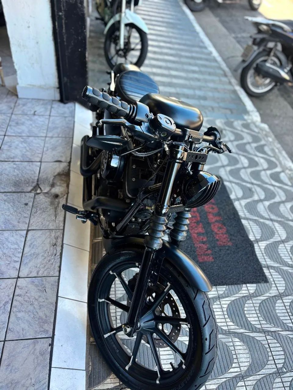 Harley Davidson 883 - Foto 2