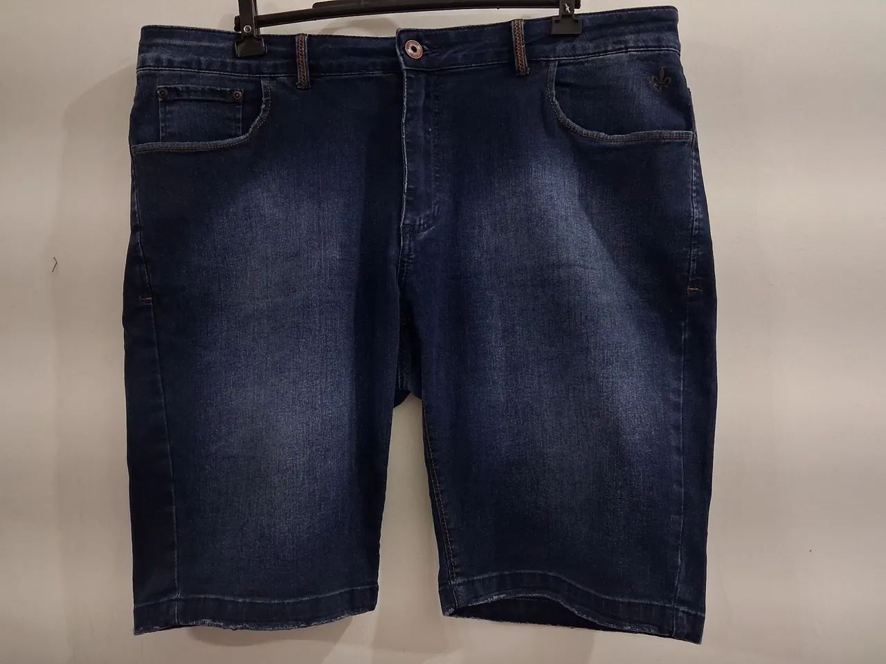 Bermuda jeans Dudalina feminina n.50 com stretch