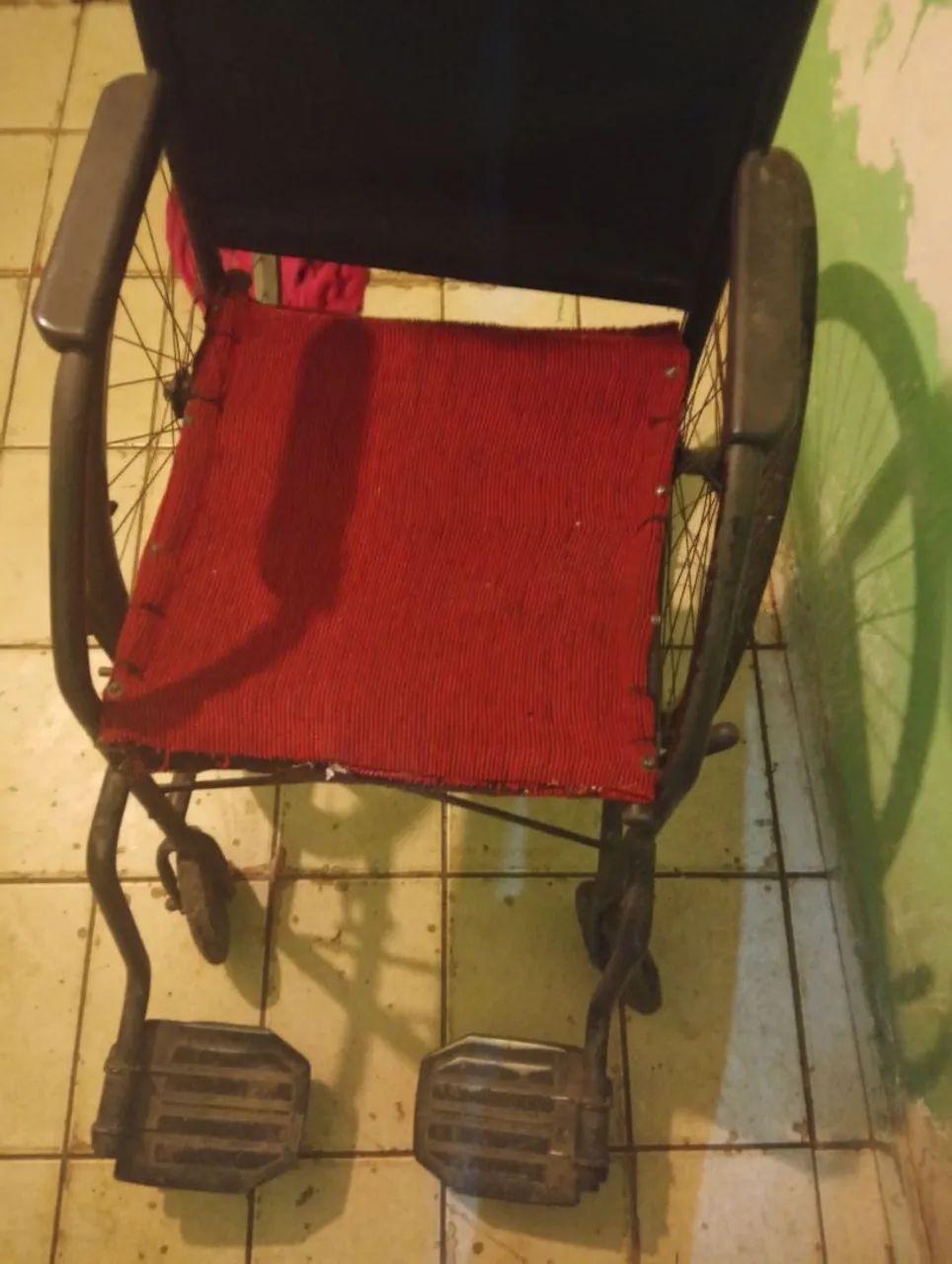Cadeira de rodas - Foto 2