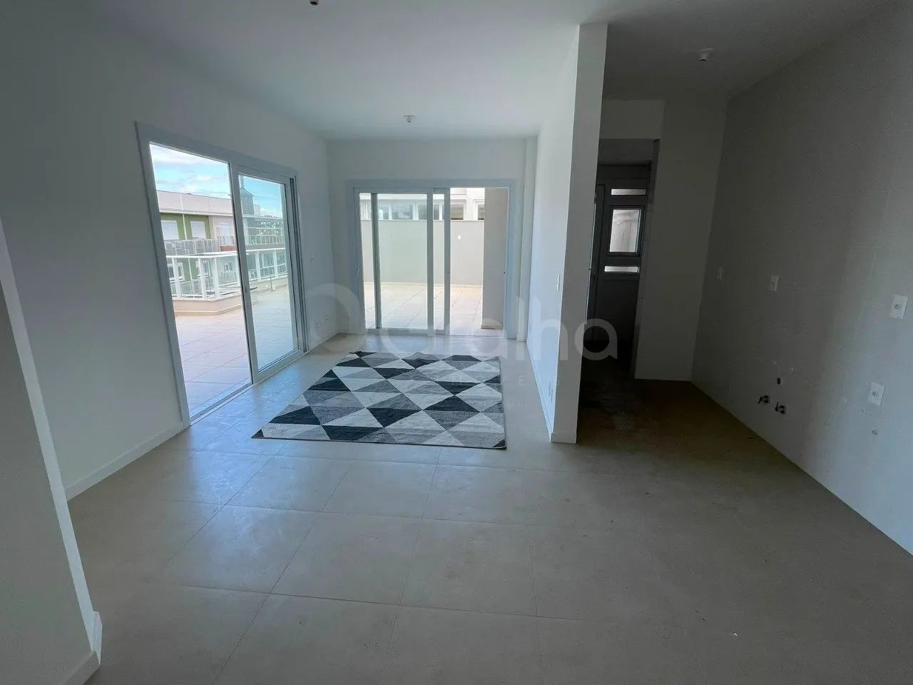 Cobertura de 170m² com 3 dormitórios no Campeche - Foto 2