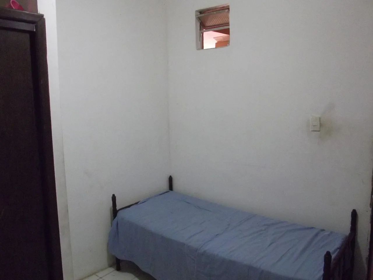 Quarto com Suíte Semi Mobiliado - Melhor Local de Salvador! - Foto 3