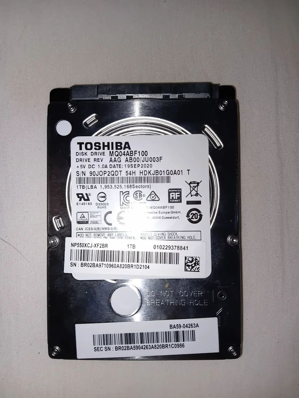 HD 1TB Notebook, Marca Toshiba, pouco usado.