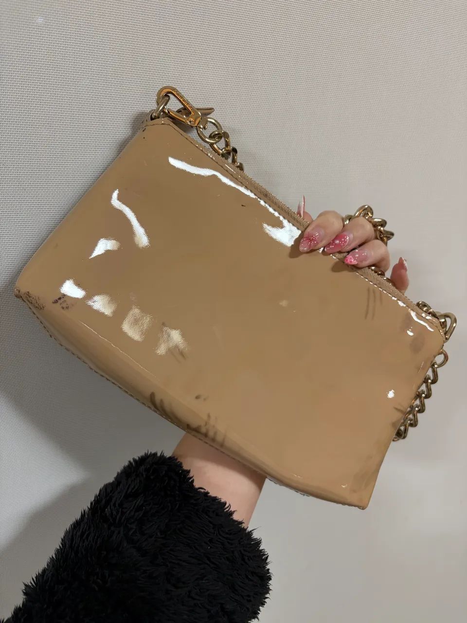 BOLSA VICTOR HUGO | BEGE COM CORRENTE  - Foto 3