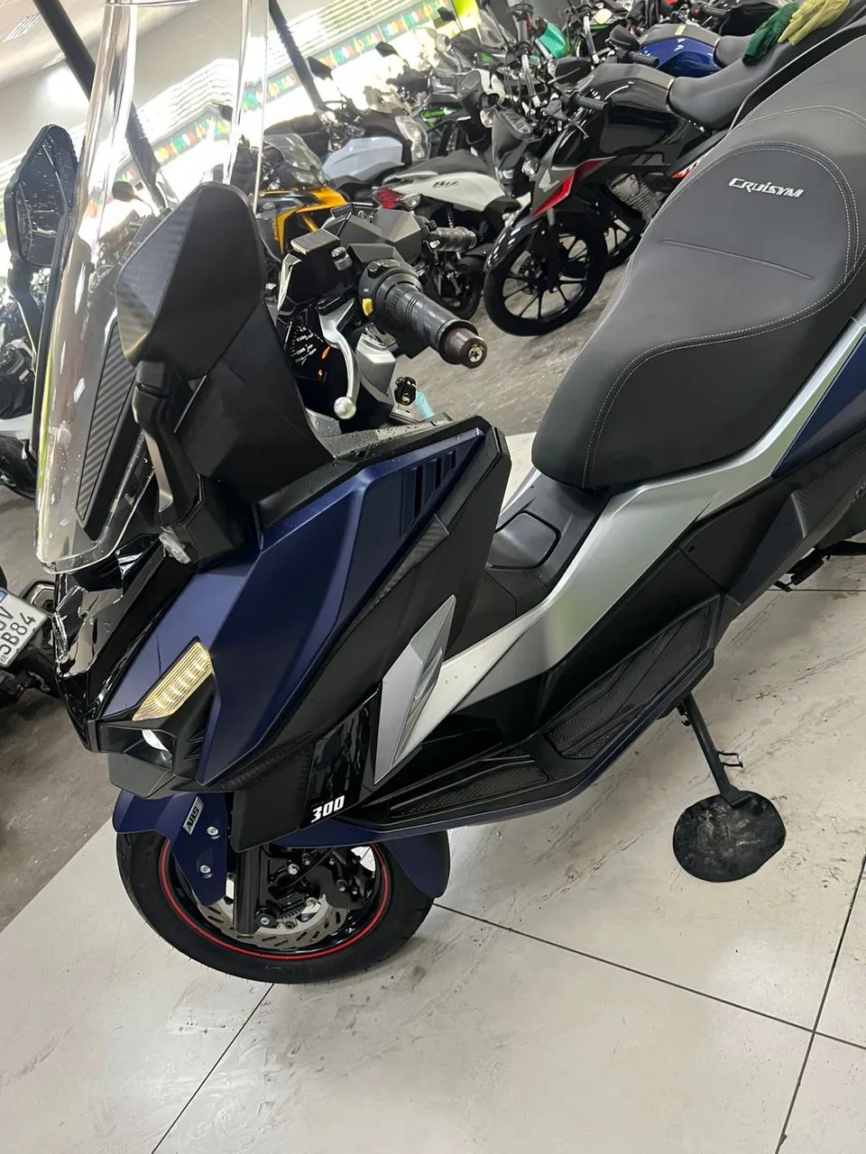 DAFRA CRUISYM 300 - Foto 4