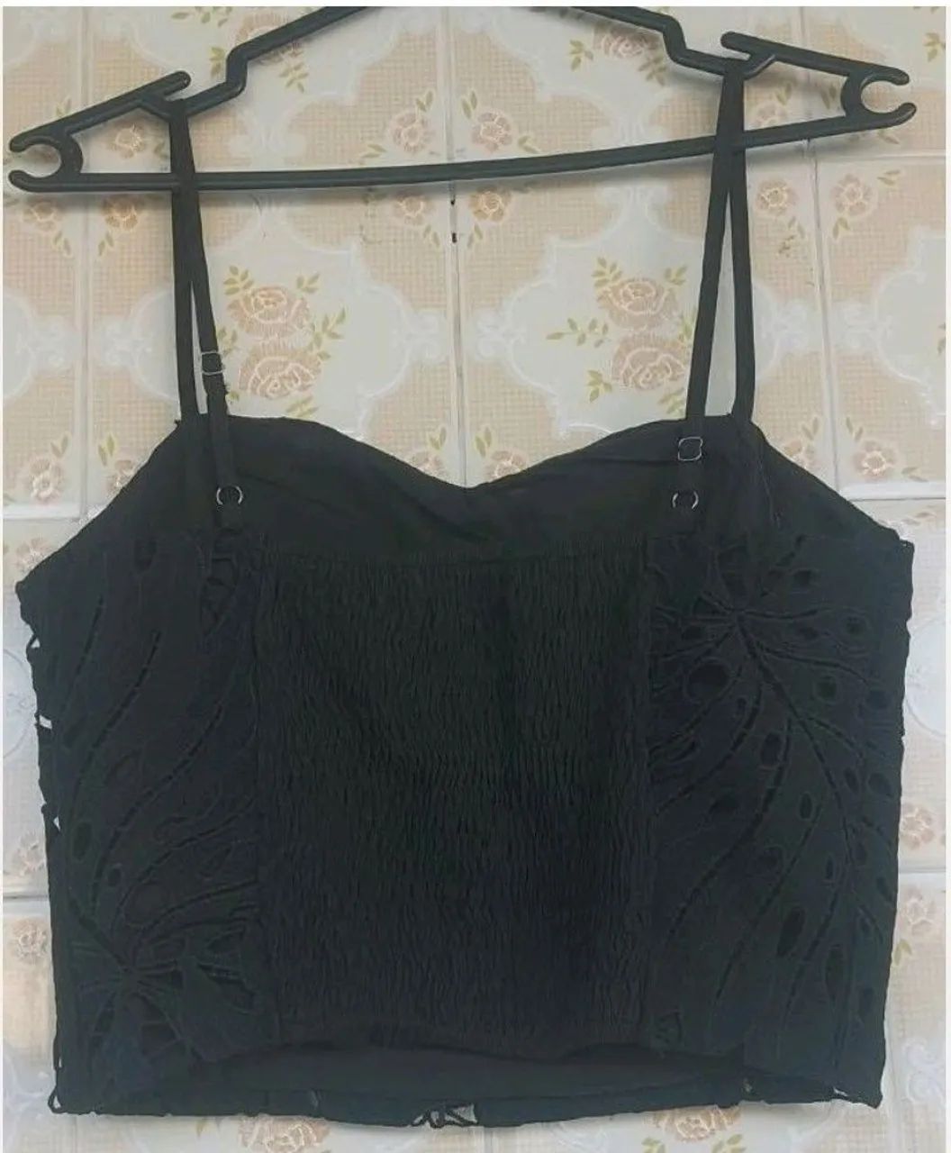 Cropped preto com alça regulável  - Foto 2